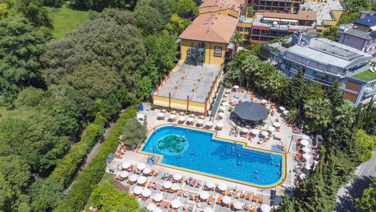 Parc Hotel Gritti Bardolino Bagian luar foto