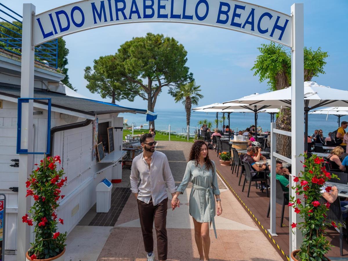 Parc Hotel Gritti Bardolino Bagian luar foto