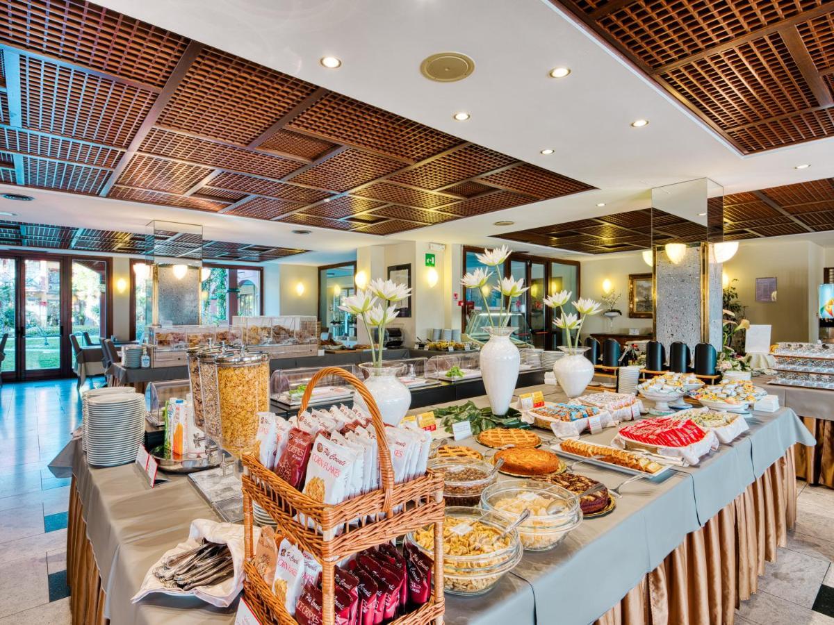 Parc Hotel Gritti Bardolino Bagian luar foto