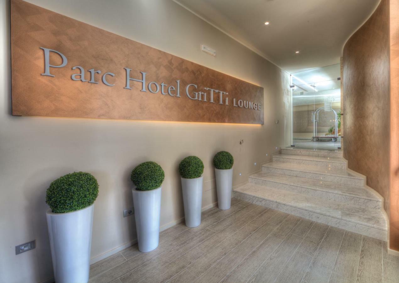 Parc Hotel Gritti Bardolino Bagian luar foto
